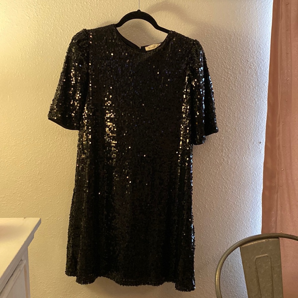 Black sequence dress only wore once like new